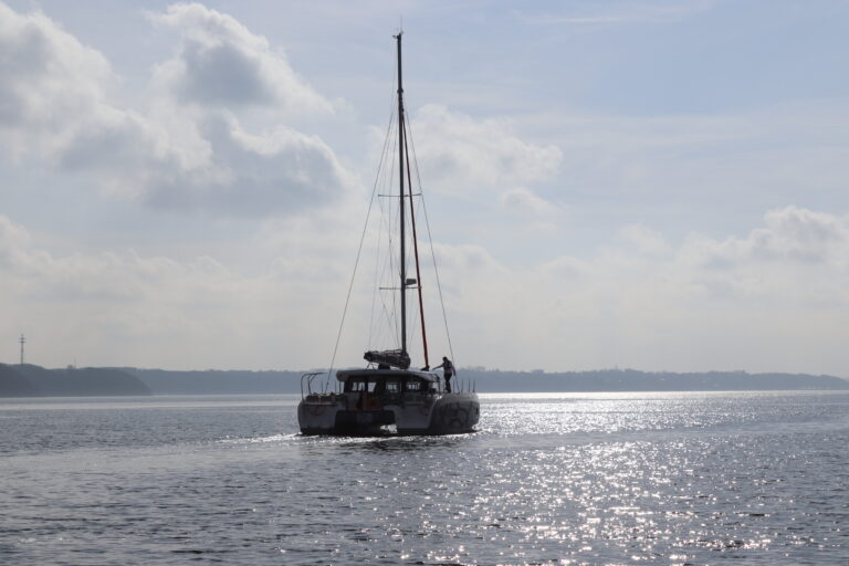 Die Überführung der Excess 11 von Les Sables d´Olonne nach Flensburg